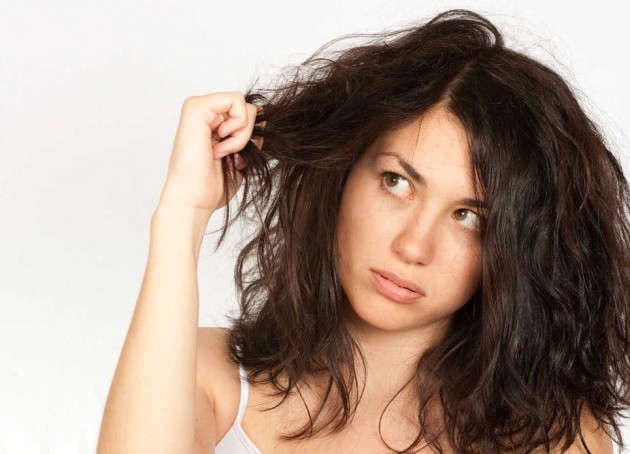 Ne plus avoir les cheveux frisés avec le defrisage
